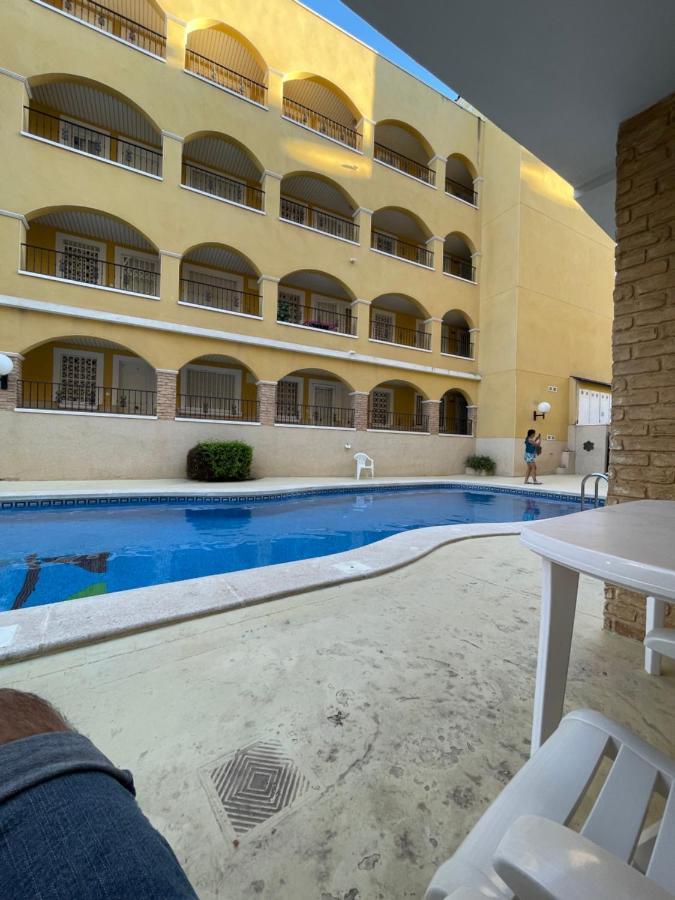 Casa Amarela Guesthouse, Algorfa Buitenkant foto