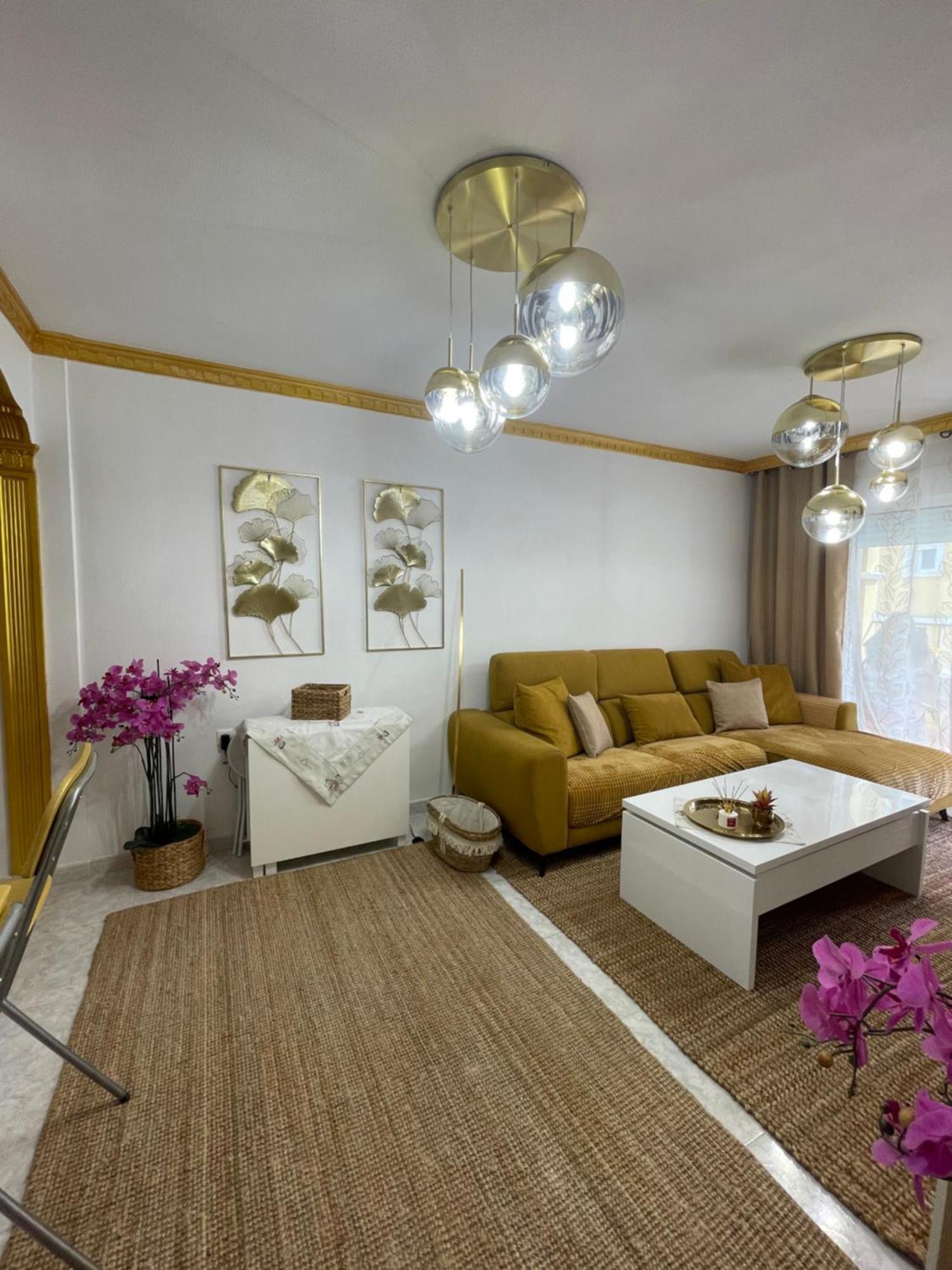 Casa Amarela Guesthouse, Algorfa Buitenkant foto