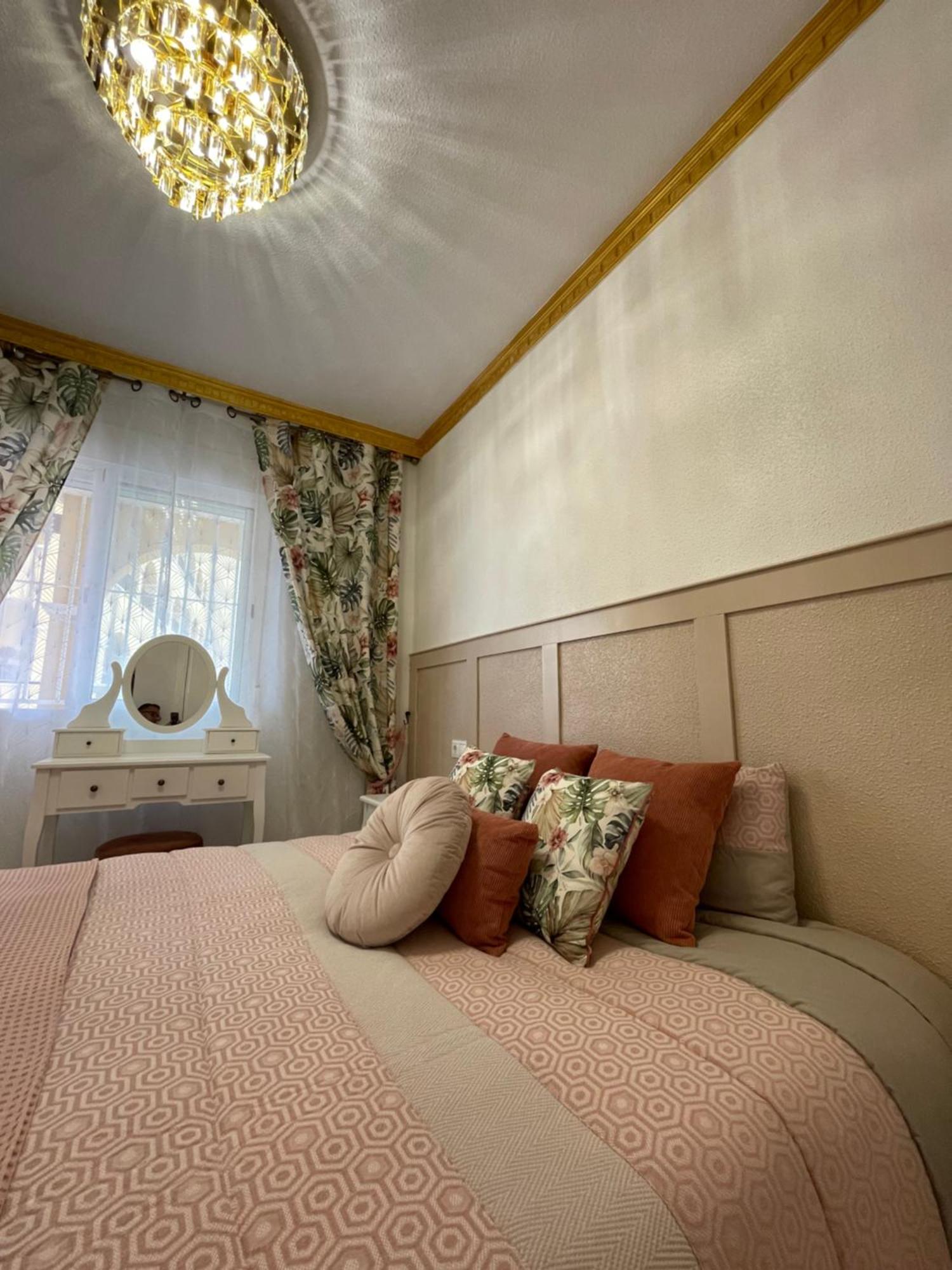 Casa Amarela Guesthouse, Algorfa Buitenkant foto